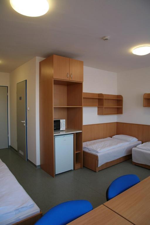 Imola Hostelエゲル 部屋 写真