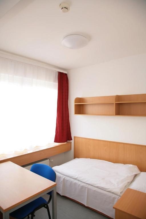 Imola Hostelエゲル 部屋 写真